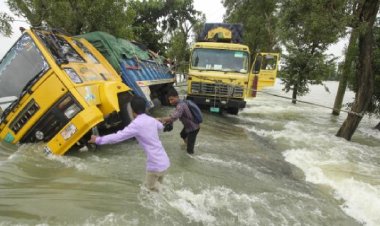 Bangladeş'te şiddetli yağışların yol açtığı sellerde ölenlerin sayısı artıyor