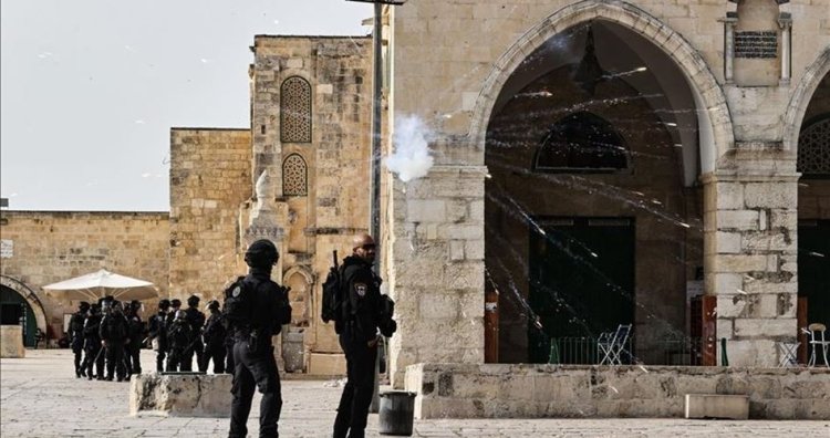Siyonistlerin Mescid-i Aksa'ya baskınları sürüyor