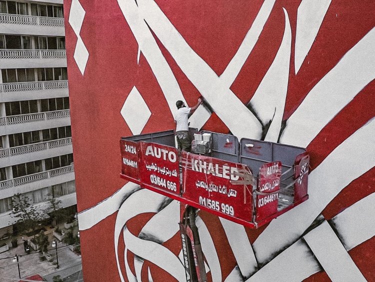Filistin'deki işgali grafitiyle dünyaya duyurmaya çalışıyor