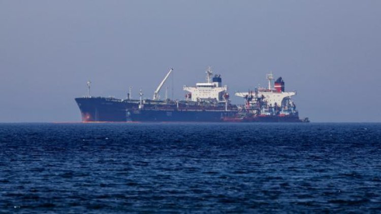 Yunanistan alıkoyduğu İran'a ait petrol tankerini serbest bıraktı