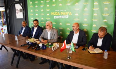 Yapıcıoğlu: Ekonomik sorunlar kadar ciddi, belki de en tehlikelisi ahlaki çöküntüdür