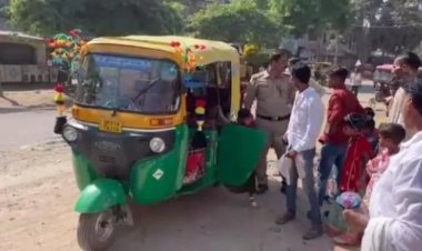 3 kişilik araca 27 kişi bindi