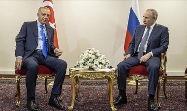 Putin ile Erdoğan Tahran'da bir araya geldi