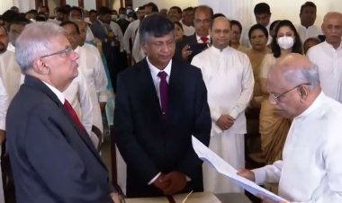 Sri Lanka'da Devlet Başkanı yeni başbakanı atadı