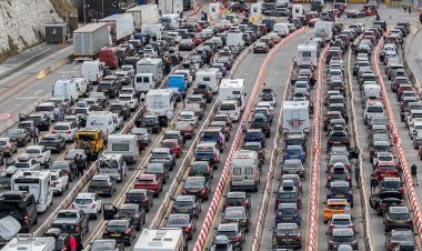 İngiltere'den Franya'ya 'seyahat sorunu' suçlaması