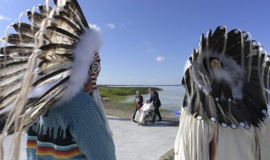 Papa'dan itiraf: Kanada'da kilise okullarında yapılanlar bir soykırım operasyonuydu