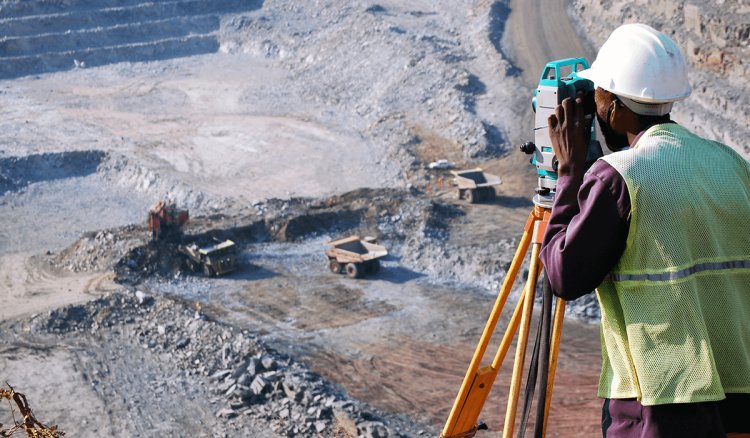 Uganda'da 370 milyar dolar değerinde maden rezervi keşfedildi