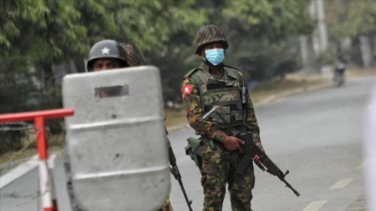 Myanmar'da cunta yönetim olağanüstü halin uzatıldığını açıkladı