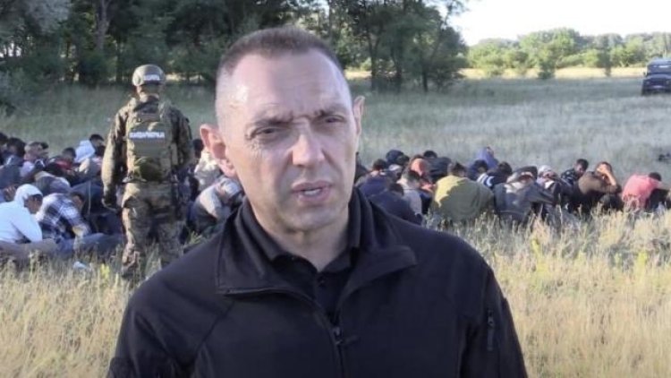 Sırp Bakan'ın "Sırbistan, mültecilerin otoparkı olmayacak" açıklaması tepki topladı