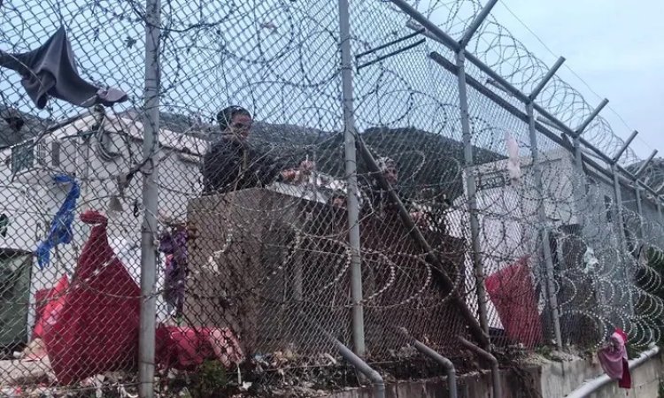 Yunanistan'daki mülteci kampları"insanlar için büsbütün birer hapishaneye dönüştü"