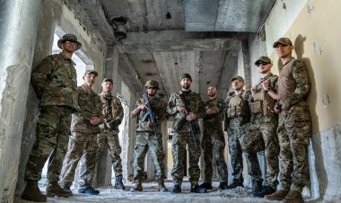 Ukrayna'da yabancı askerlerin sözleşme süreleri uzatıldı