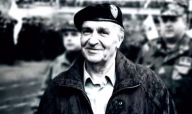 Aliya İzetbegoviç doğumunun 97. yılında anılıyor