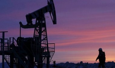 Rus petrolünün Ukrayna üzerinden sevkiyatı bugün tekrar başlayacak