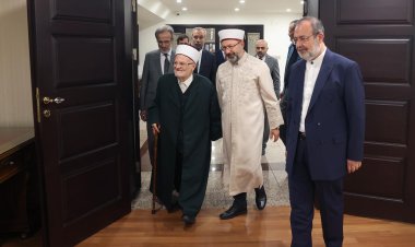 Mescid-i Aksa İmam Hatibi Şeyh İkrime Sabri'den Erbaş'a ziyaret