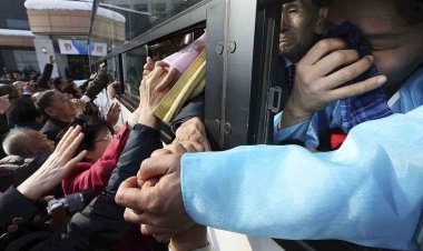 Güney Kore'den Kore Savaşı'nda ayrılan ailelerin birleşmesi için Kuzey'e görüşme teklifi