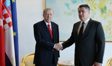 Erdoğan, Hırvatistan Cumhurbaşkanı Milanovic'le görüştü