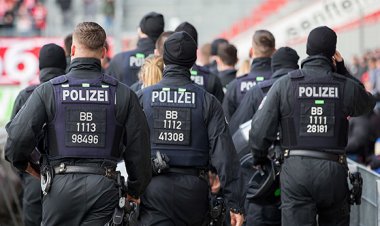 Berlin polisinden Arap kökenli kişiye orantısız şiddet