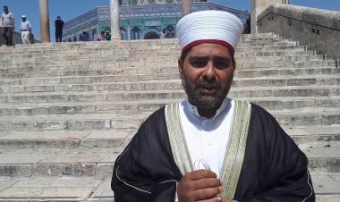 İşgal güçleri Mescidi Aksa'nın Müdürü Ömer El-Kisvani'yi gözaltına aldı