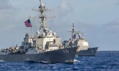 ABD ve Kanada savaş gemileri Tayvan Boğazı'ndan geçti