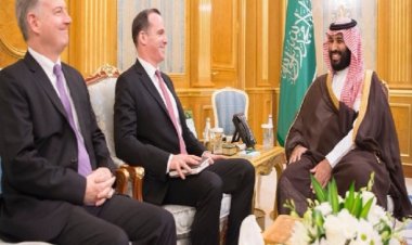 Prens Selman, Cidde’de ABD’nin Ortadoğu Koordinatörleri ile görüştü