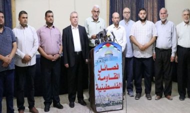 Filistinli Hareketler: Mescidi Aksa'nın önünde heyecan ve canlar var