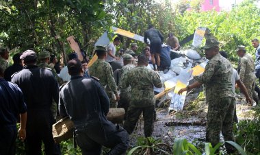 Meksika'da askeri helikopter düştü: 3 ölü