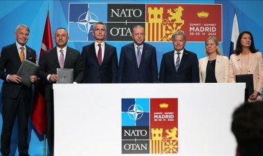 İsveç'ten üçlü muhtıraya bağlılık vurgusu