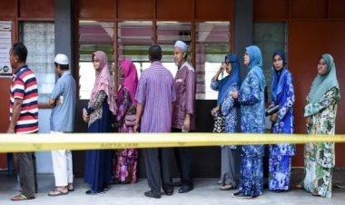 Malezya 4 yıl aradan sonra erken seçim maratonuna giriyor