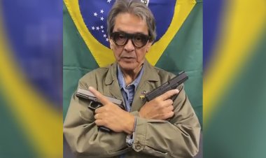 Brezilyalı politikacı polise el bombası attı