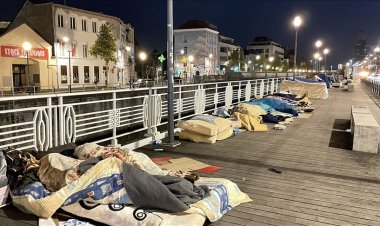 Belçika'da uluslararası koruma isteyen sığınmacılar sokaklarda kalmaya devam ediyor
