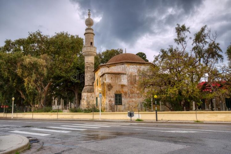 Rodos'taki Murat Reis Camii ve Külliyesi müzik fakültesine dönüştürüldü