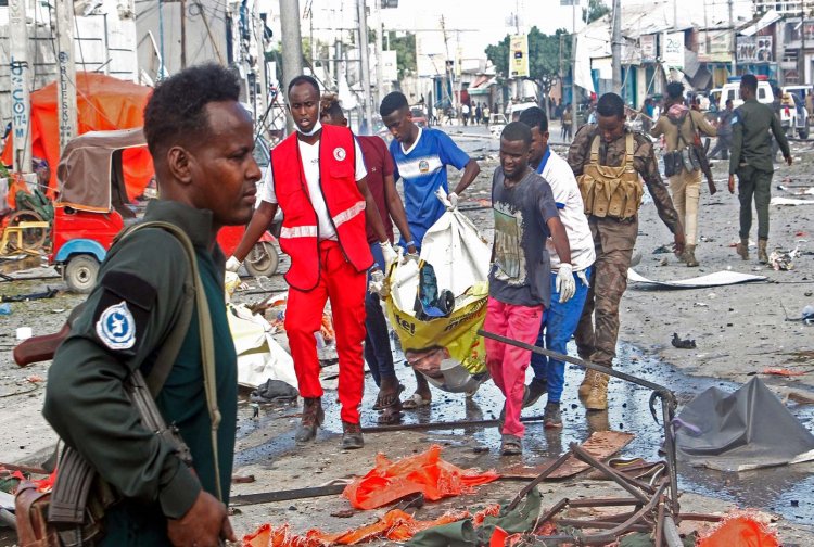 Somali’de meydana gelen patlamalarda ölü sayısı 100'e yükseldi