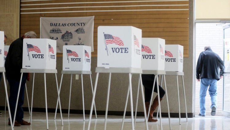 ABD'de ara seçimler öncesi seçimlere duyulan güven gündemde