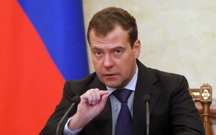 Medvedev: Almanya Rusya ile savaşa hazırlanıyor