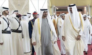 BAE Devlet Başkanı ile Katar Emiri bölgesel gelişmeleri görüştü