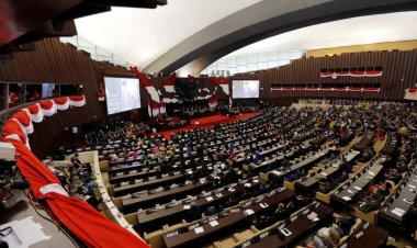 Endonezya Parlamentosu zinayı suç sayan kanun teklifini onayladı