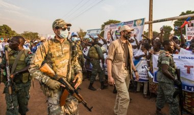 Fransa'dan, "Rusya'nın Afrika politikasını paralı askerlerle yürüttüğü" iddiası
