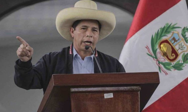 Peru’de Kongreyi fesheden Cumhurbaşkanı Castillo gözaltına alındı