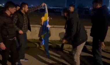 Kur'an-ı Kerim yakılmasına tepkiler: İslam dünyası ayakta!