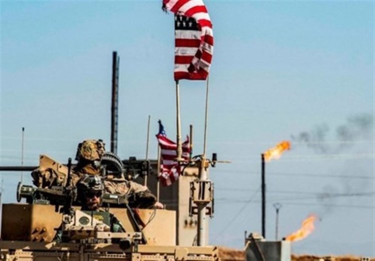 Deyrizor'un en büyük gaz sahasında konuşlanan ABD üssüne roketli saldırı