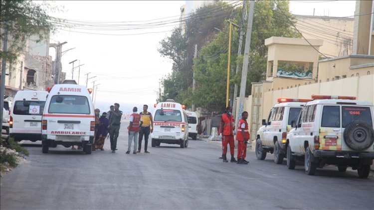 Somali Cumhurbaşkanlığı Sarayı yakınına yapılan havan topu saldırısında 5 kişi öldü