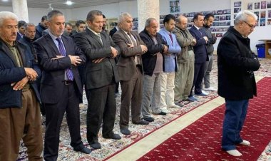 Irak'ta depremde vefat edenler için gıyabi cenaze namazı kılındı