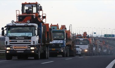 Kürdistan Bölgesi'nden gönderilen iş makinaları deprem bölgesine ulaştı