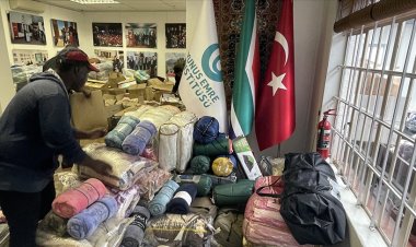 Güney Afrikalılar Türkiye'deki depremzedelere yardım için seferber oldu