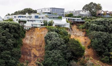 Kasırganın vurduğu Yeni Zelanda'da acil durum ilan edildi