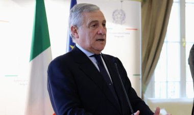 Kibirli sömürgeci kafa: Afrika’yı kendi haline ya da Çinlilere bırakamayız