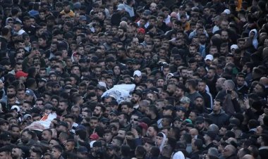 Binlerce Filistinli Nablus şehidlerini son yolculuğuna uğurladı