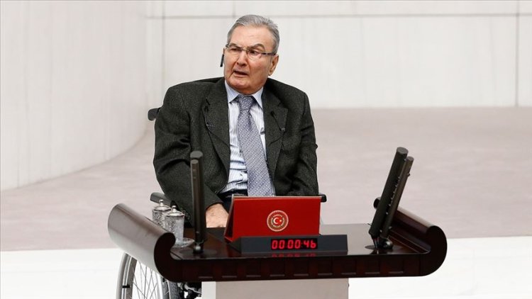 Eski CHP Genel Başkanı Baykal öldü