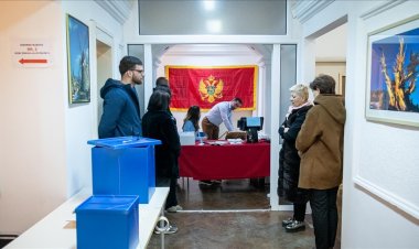 Karadağ'da cumhurbaşkanı seçimi ikinci tura kaldı