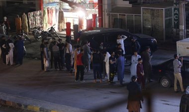 Afganistan'da şiddetli deprem:  Ölü ve yaralılar var!